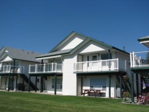 family vacation rentals Sicamous
