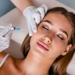 هل يمكن أن يكون علاج هايدرافيشال بمثابة دفعة شهرية لبشرتك؟