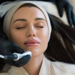 علاج هيدرافيشال لإشراقة صحية للوجه